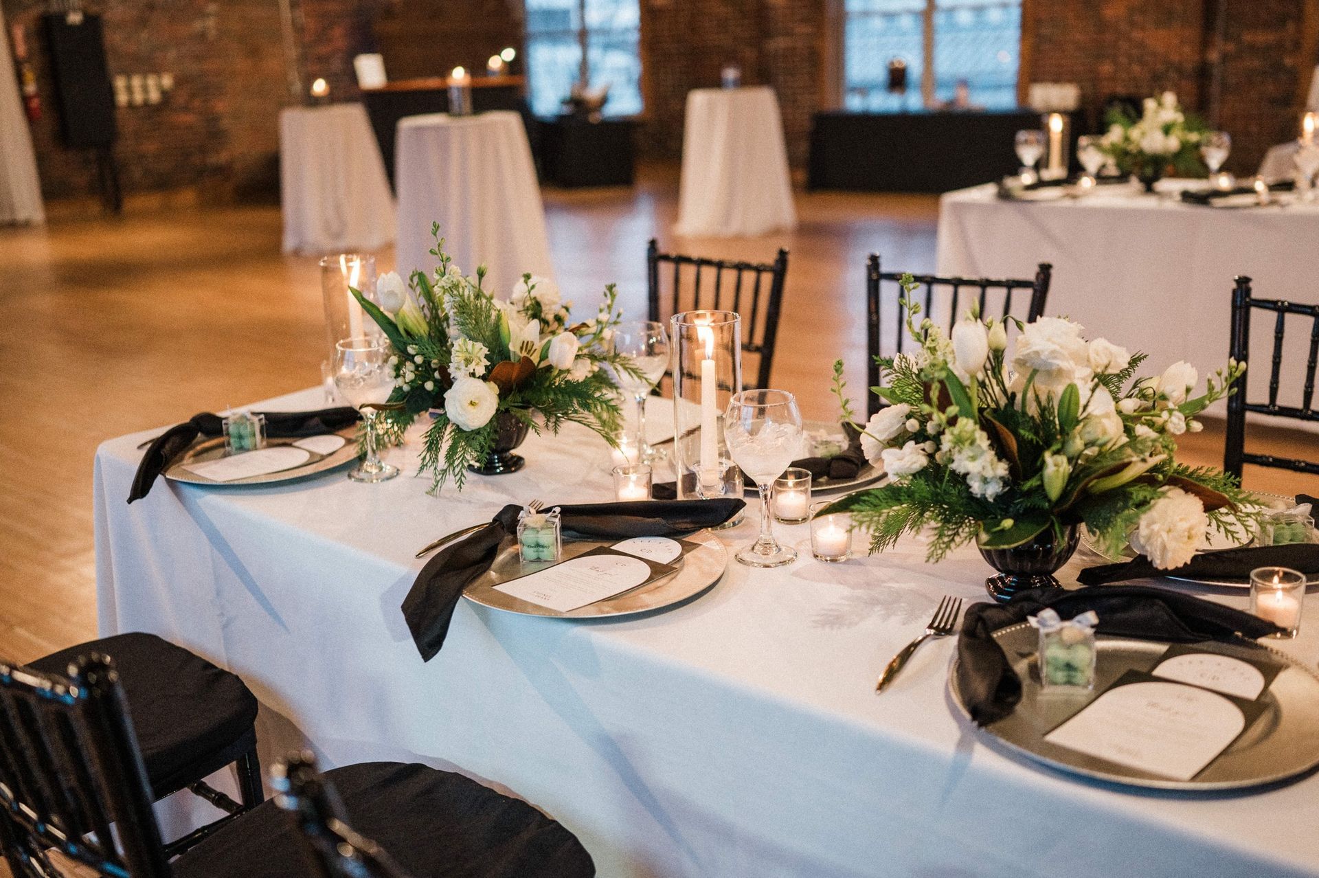 white and black wedding reception table decor