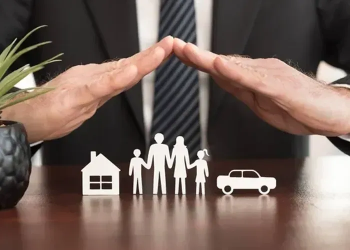 Keller TX business owner meeting with insurance agency representative