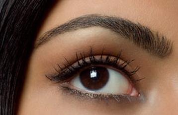 Nail Extensions in Reading