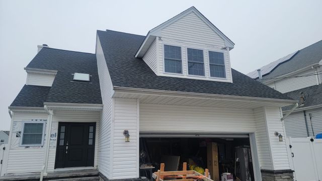 Vinyl Siding Replacement Service — Hamilton, NJ — United Roofing & Restoration Co.