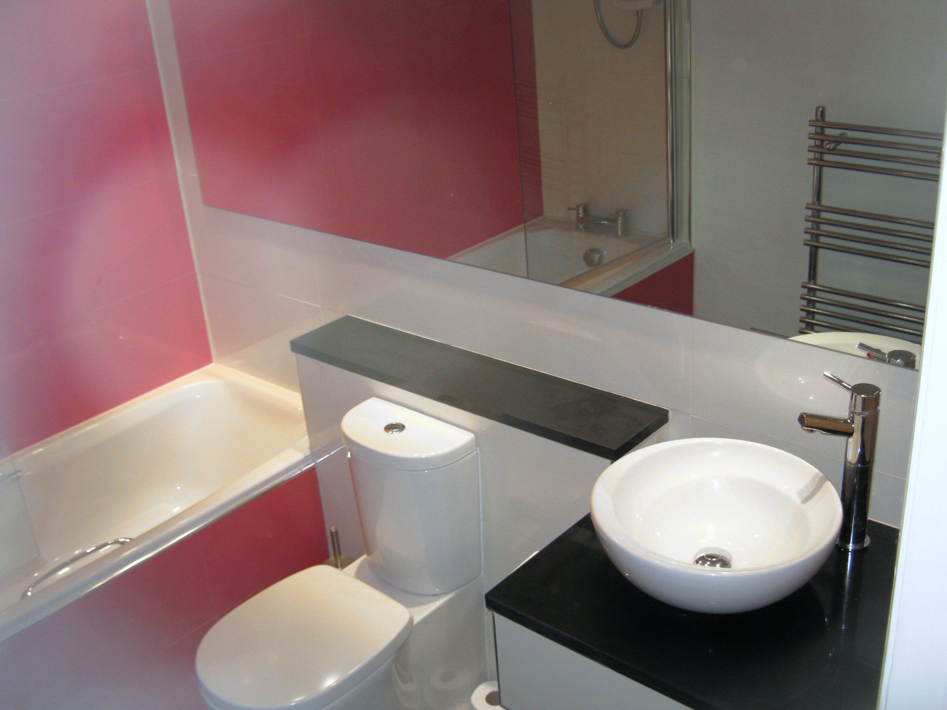 Colourful bathroom 1