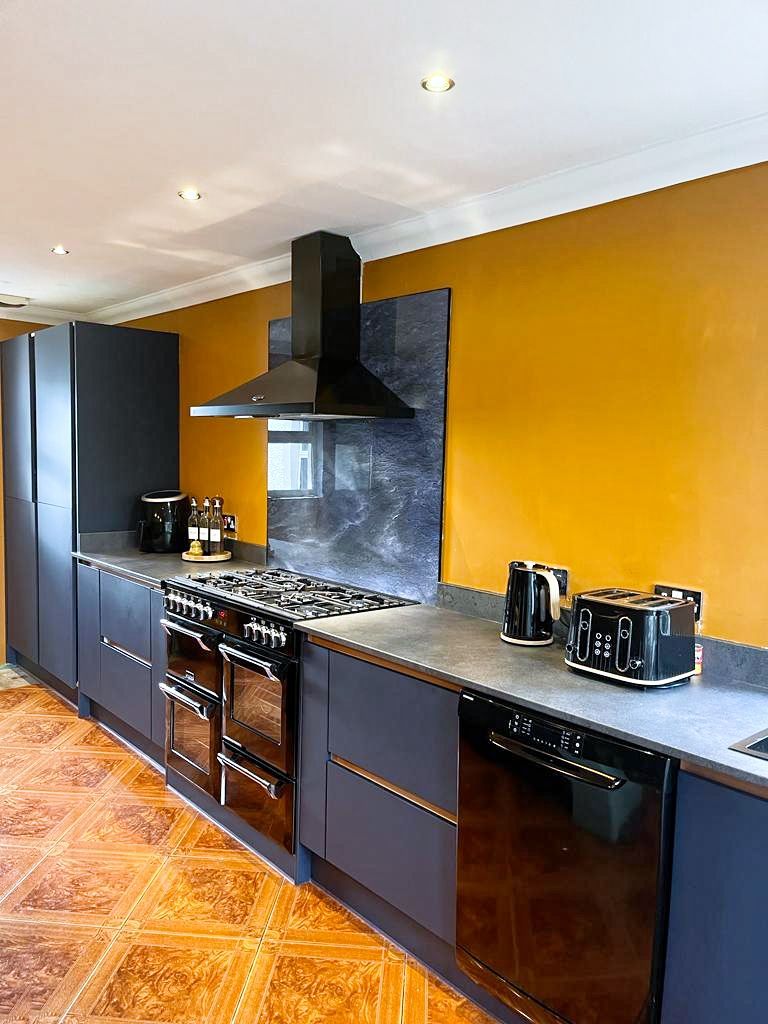 SD-DESGIN designer kitchen installation