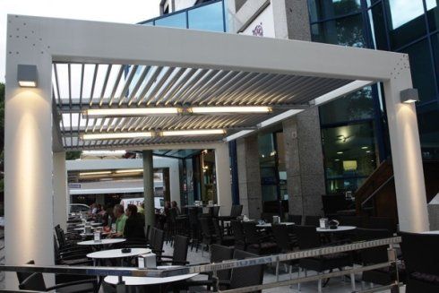 gazebo con pegole in acciaio