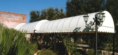 tende a tunnel per giardnio