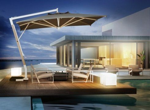 ombrellone pensile per spazi all'aperto