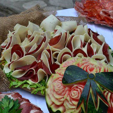 decorazioni con frutta e verdura