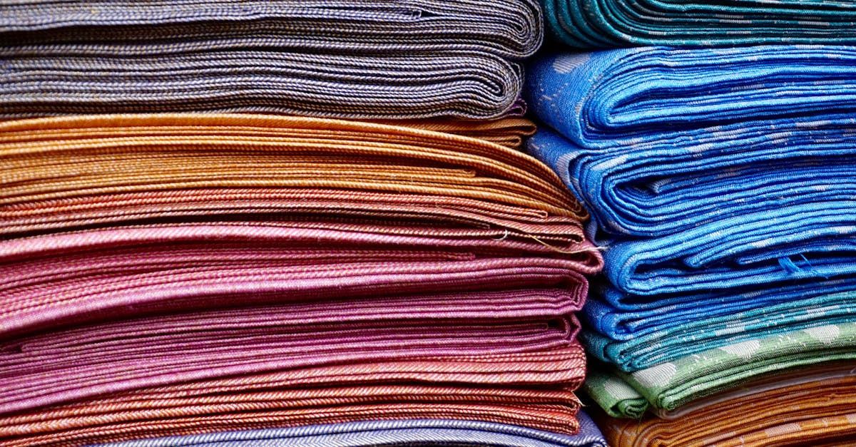 絹印用工具及顏料。