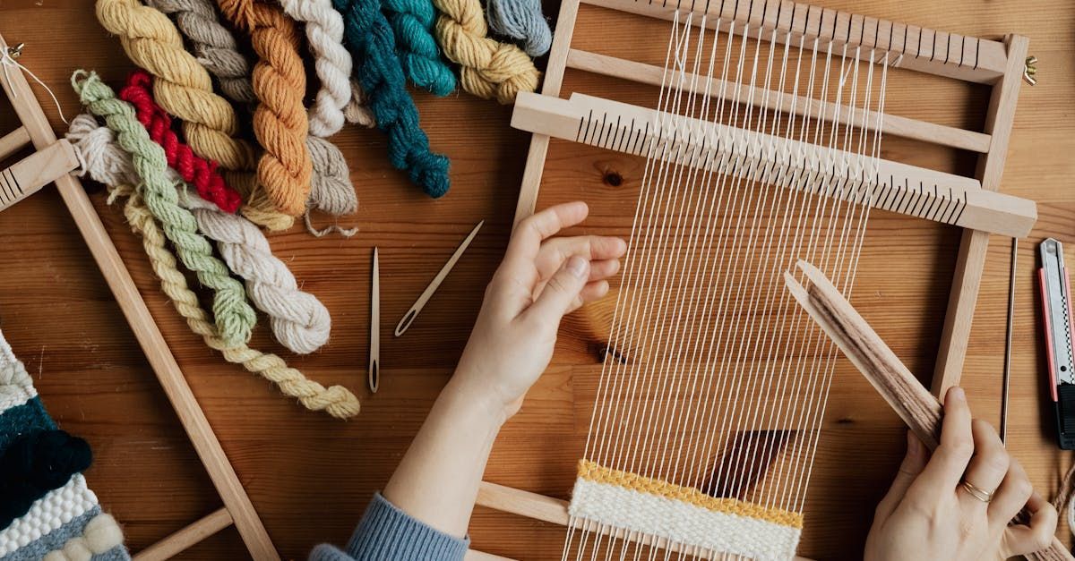 此分類包含多種線材及獨特的美術材料工具。