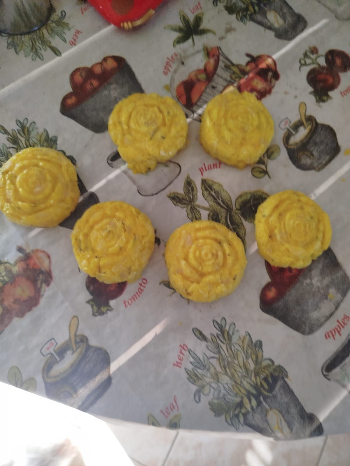 Velas en espiral amarilla - ALMA DE CERA