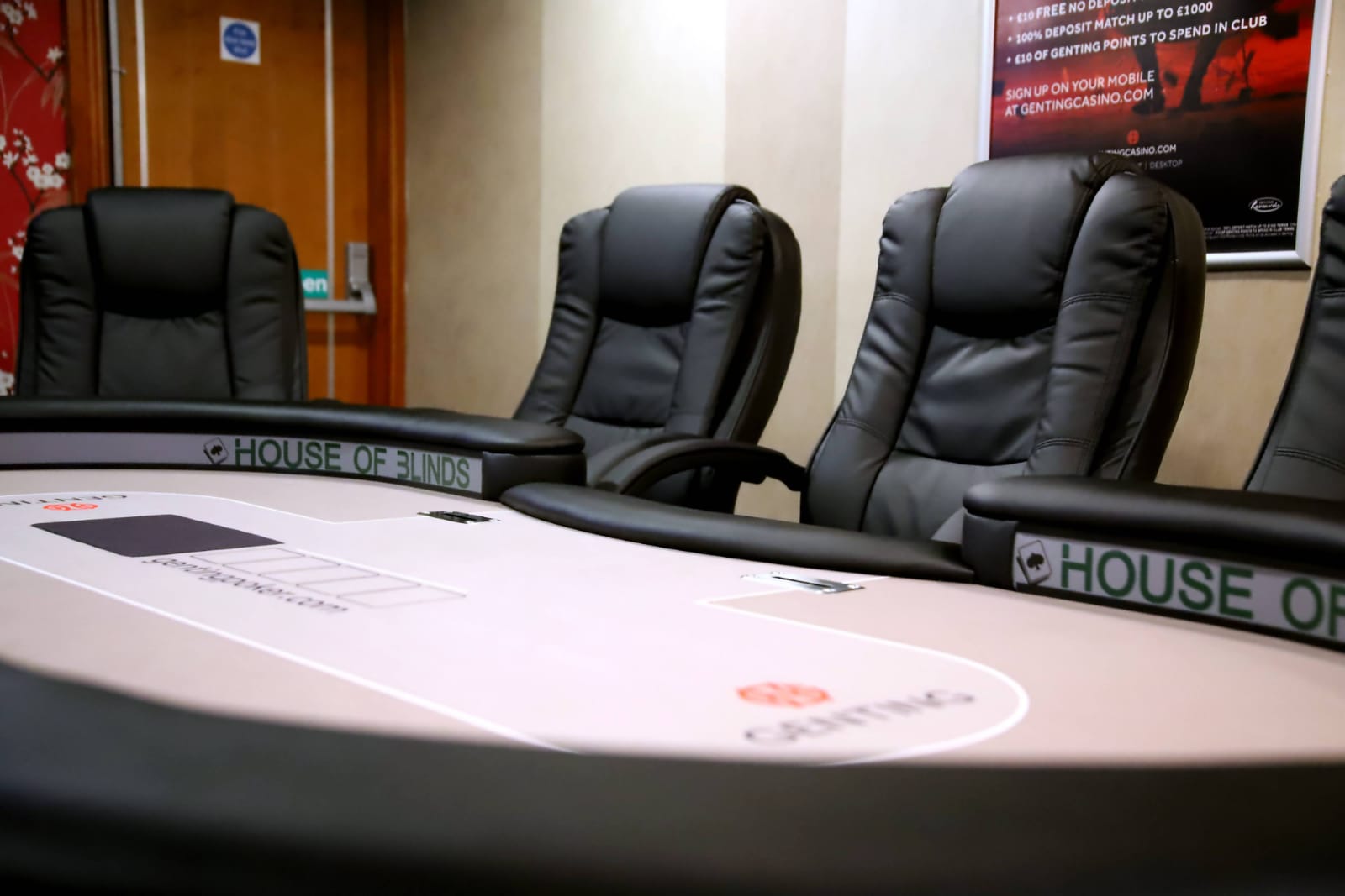 CardRoom-Direct-table