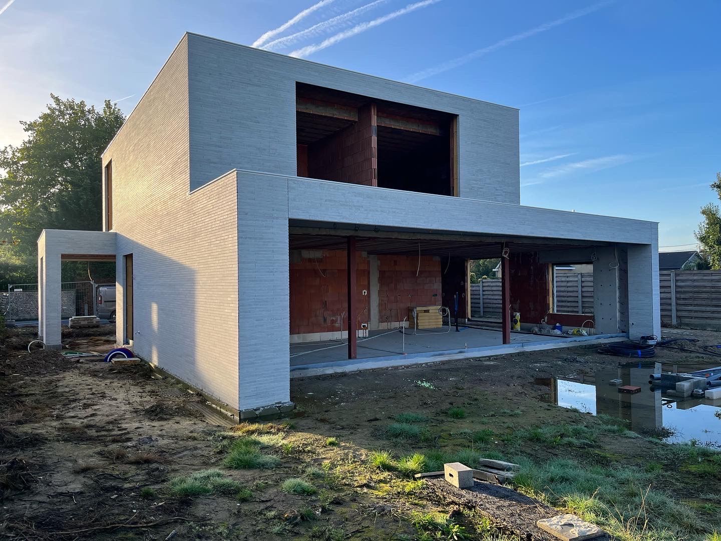 Nieuwbouw aannemer metser MBI Roeselare ruwbouw cdfbouw Deforce Chris 