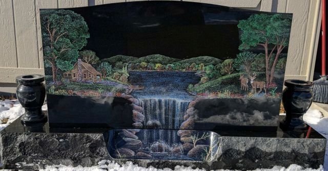 Beautifully Etched Image On The Monument — Freeman, MO — Freeman Monument