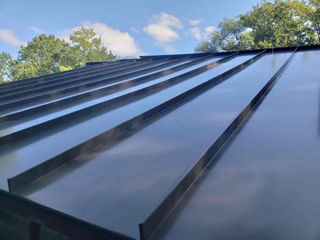 NO EXPOSED fasteners ! roof contractor near me