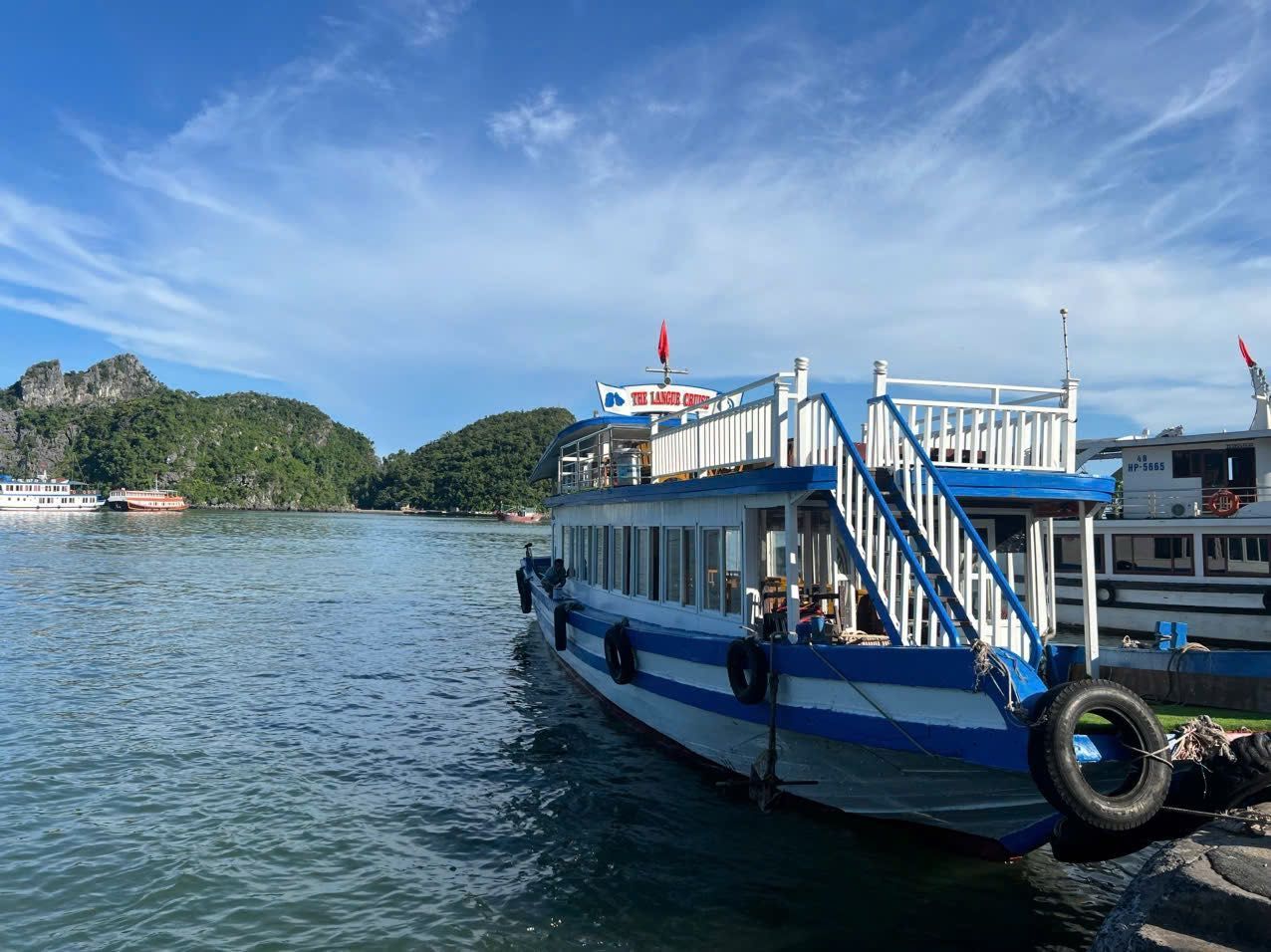 Boat & Charter Rental in Lan Ha Bay