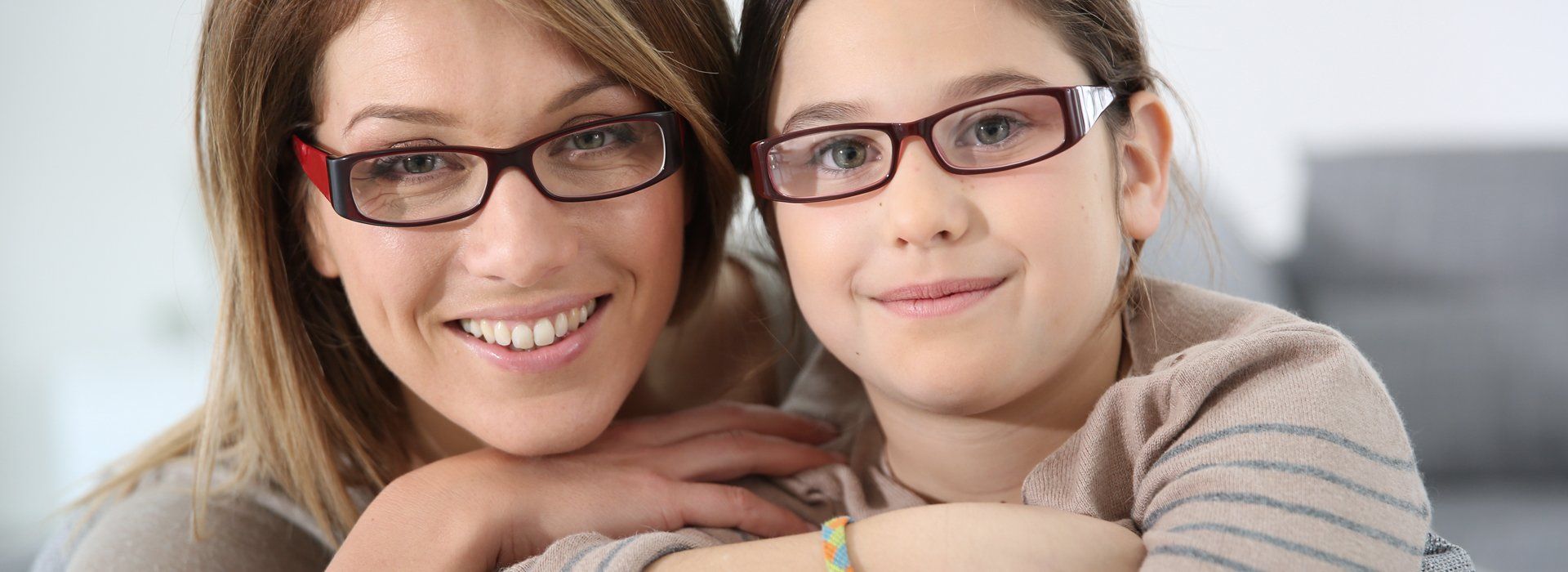 Lady and a girl with opticals