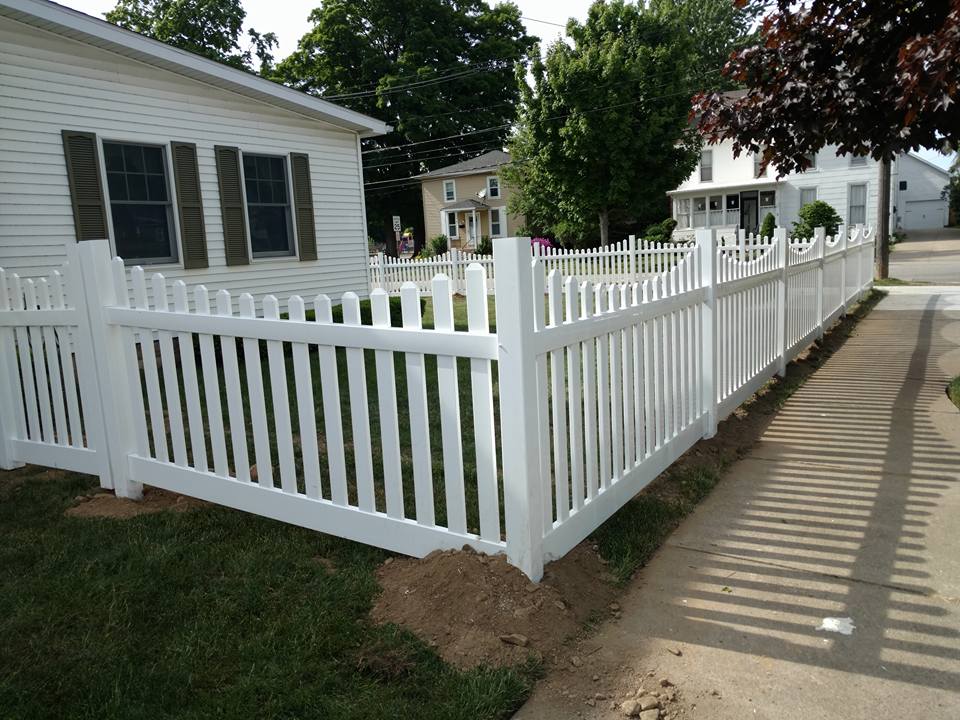 Garden Vinyl Fencing — Girard, PA — Terran Fence Company