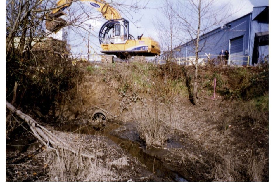 Installation of 20x12 ft. Culvert under SP Railroad Spur (1997) - Day