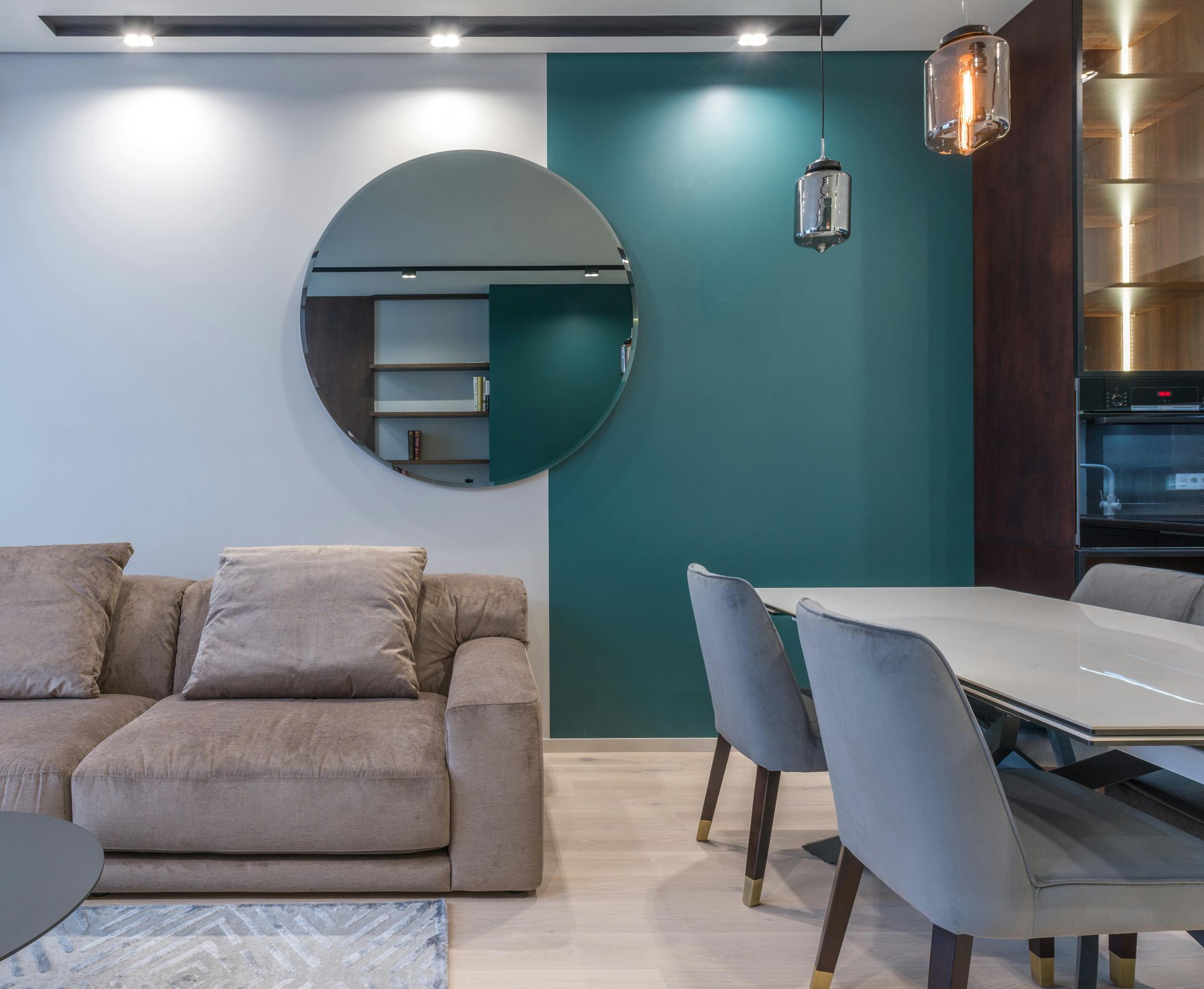 painting a wall for residential customer