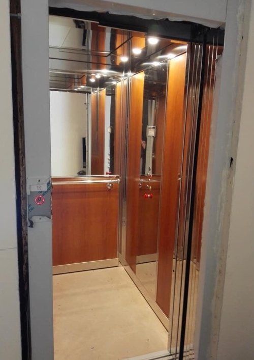 modello di ascensore 1