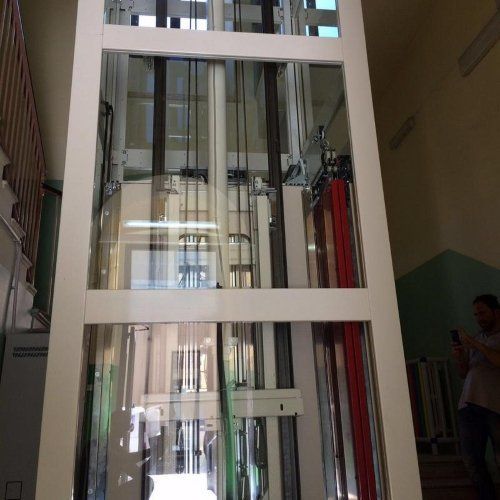 modello di ascensore 15