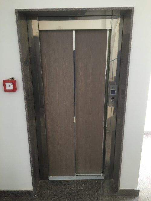 modello di ascensore 22