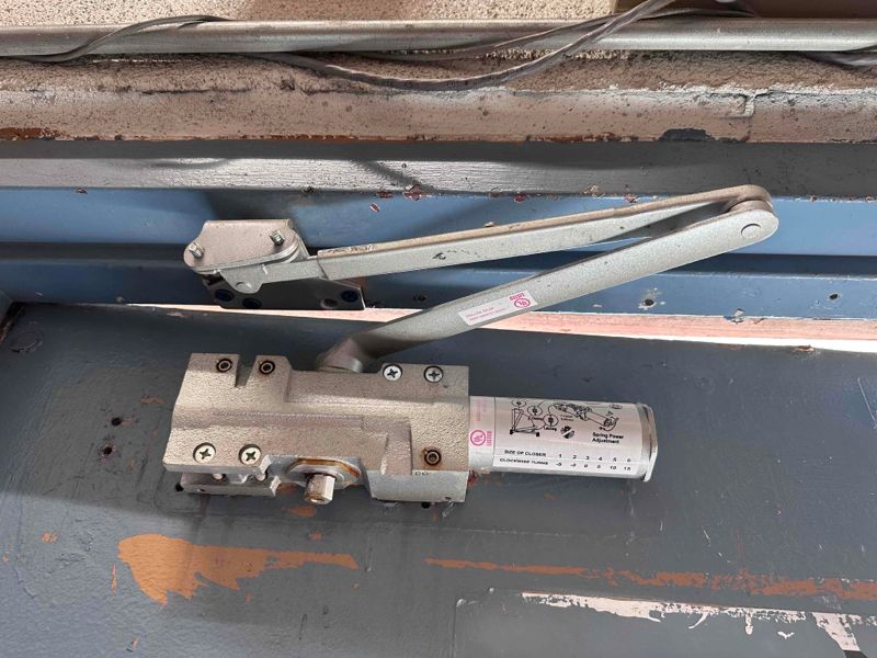 Commercial Door Repair in Jacksonville Florida