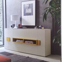 mobile in legno dal design minimal