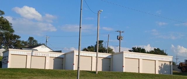 Bindlee Mountain Self Storage facility front entrance