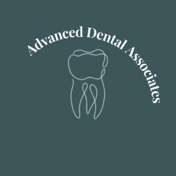 Best family dentist in Lee's Summit, MO and surrounding areas. A woman is smiling in a circle in front of a brick wall.