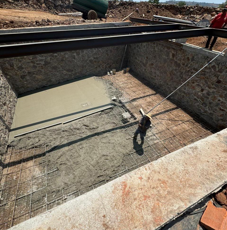 VERSÁTIL CONSTRUCTORA
