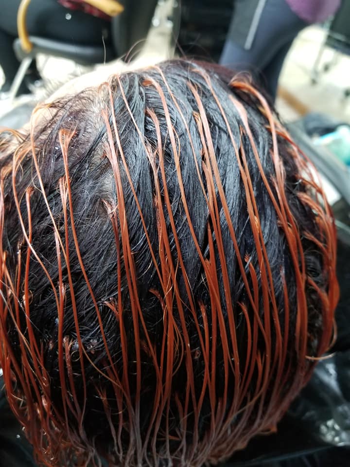 hair prepping to have brown highlights