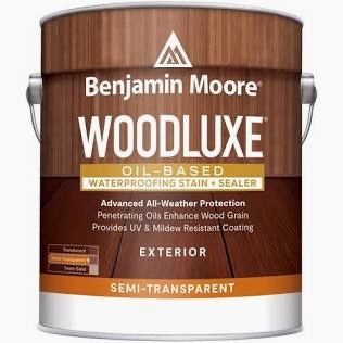 A can of Benjamin Moore Woodluxe oil-based, semi-transparent exterior wood stain and sealer.