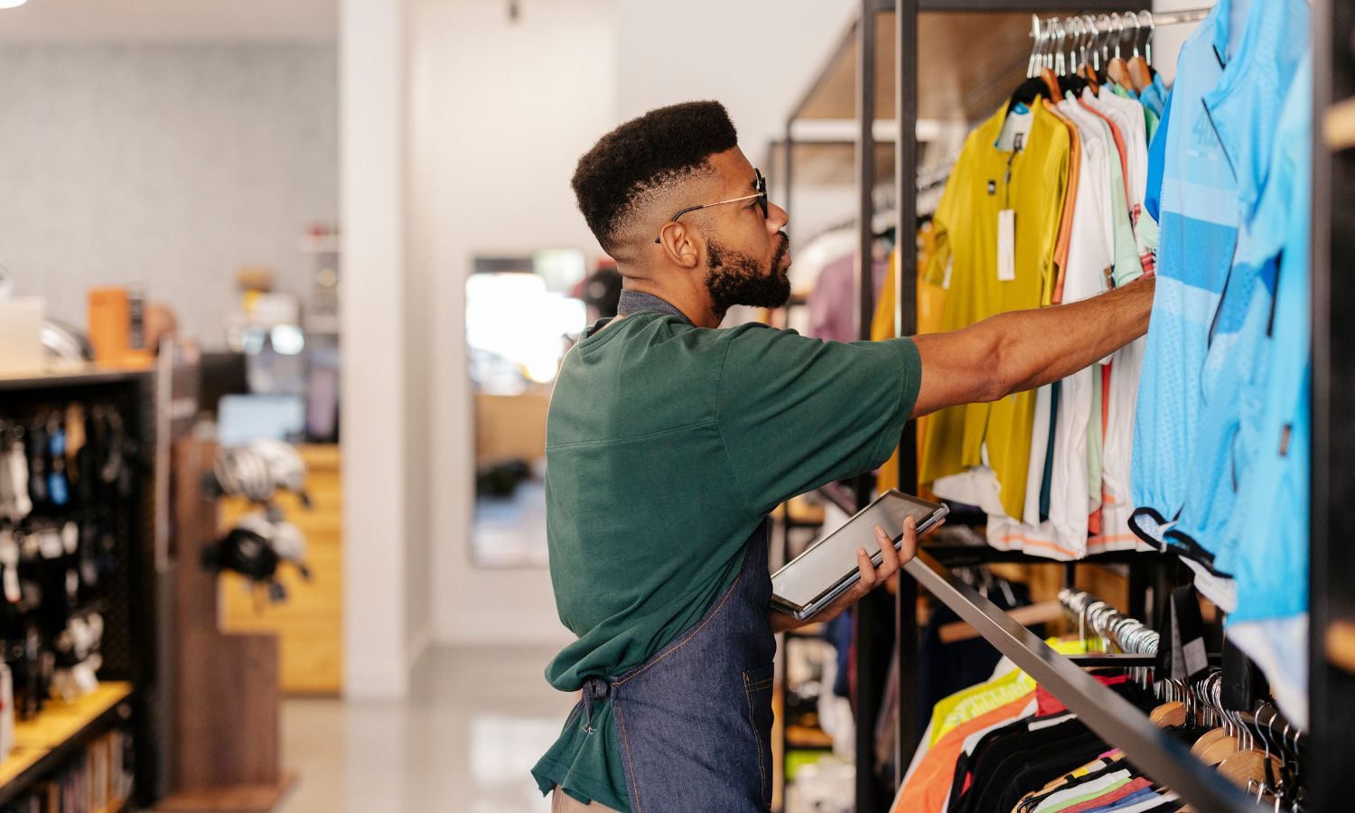 Rollers Media: Two computer monitors on a desk in a dark room with blue lighting, displaying web pages.