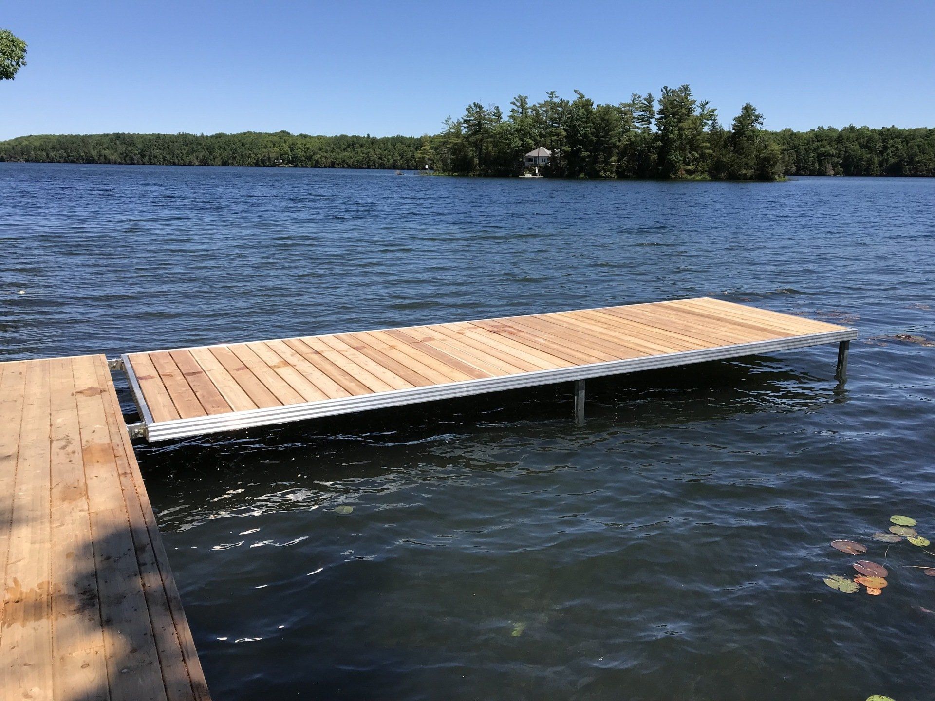 C&M Superior Systems - Pole Docks