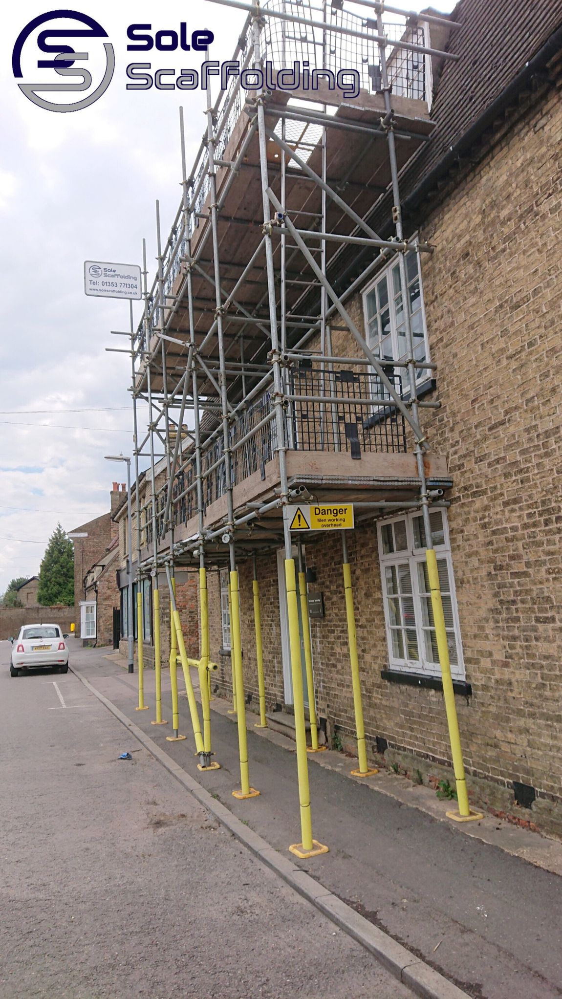 sole scaffolding - scaffold for  window replacement in Charteris