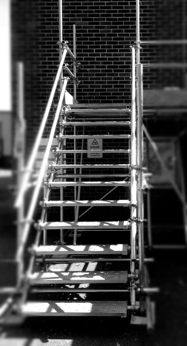 sole scaffolding - tube and fitting staircase