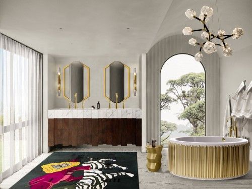 Een badkamer met twee wastafels, een bad, een tapijt en een kroonluchter.