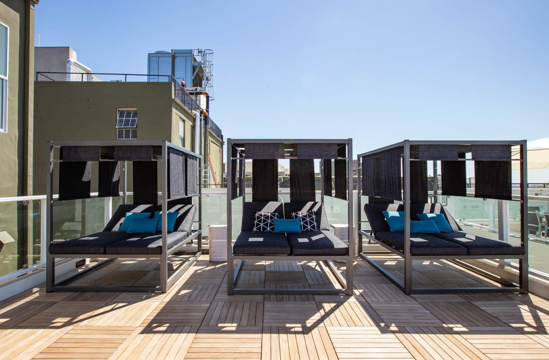 Property Rooftop Lounge Area | 939 Broadway Loft