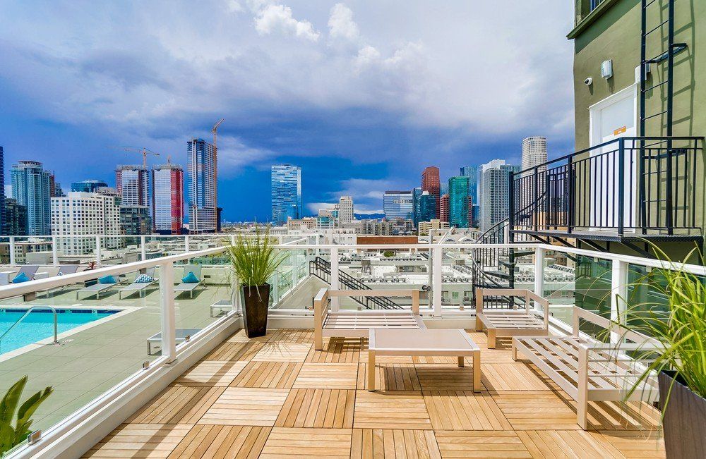 939 Broadway Lofts Rooftop Pool