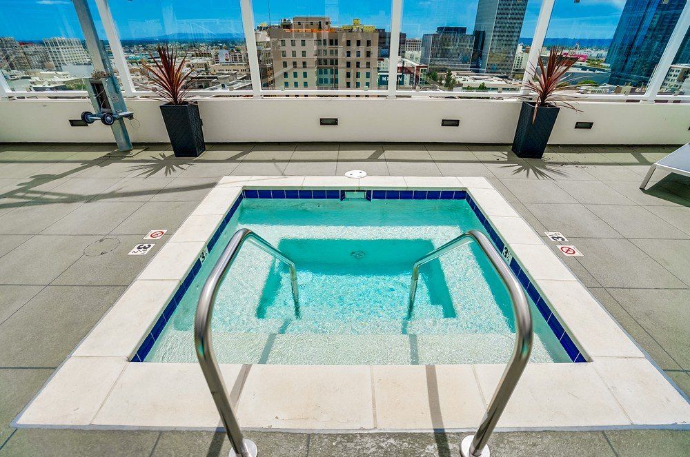 939 Broadway Lofts Rooftop Pool