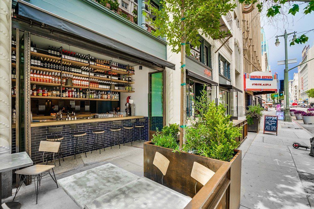 939 Broadway Lofts Neighborhood