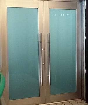 VIDRIERA Y ALUMINIOS HERNÁNDEZ