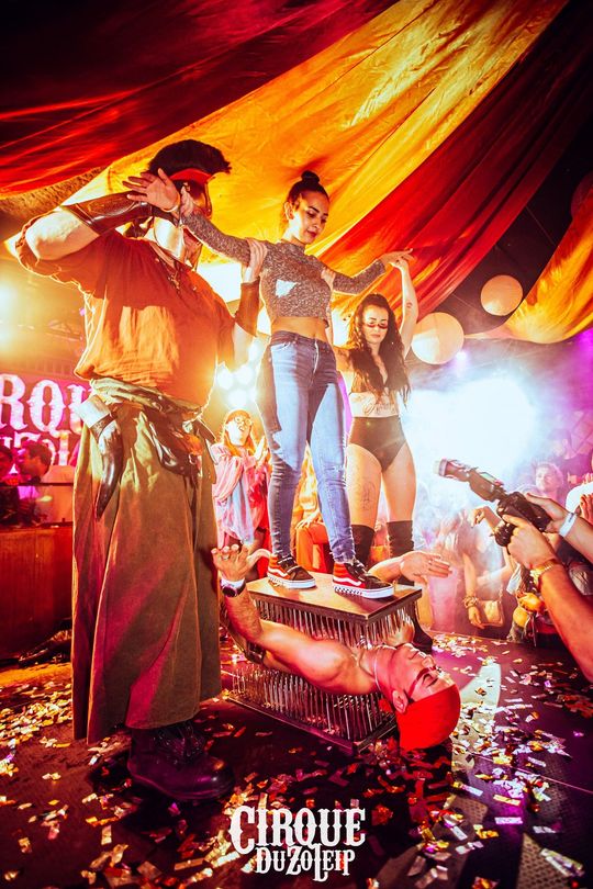 Fakirshow huren Mentalist Nuno