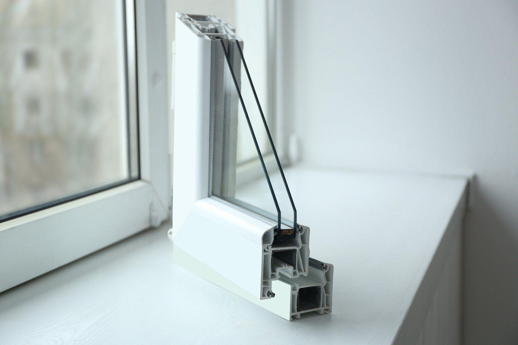 sezione finestra pvc