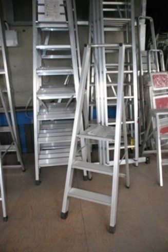 alcune scale di ferro