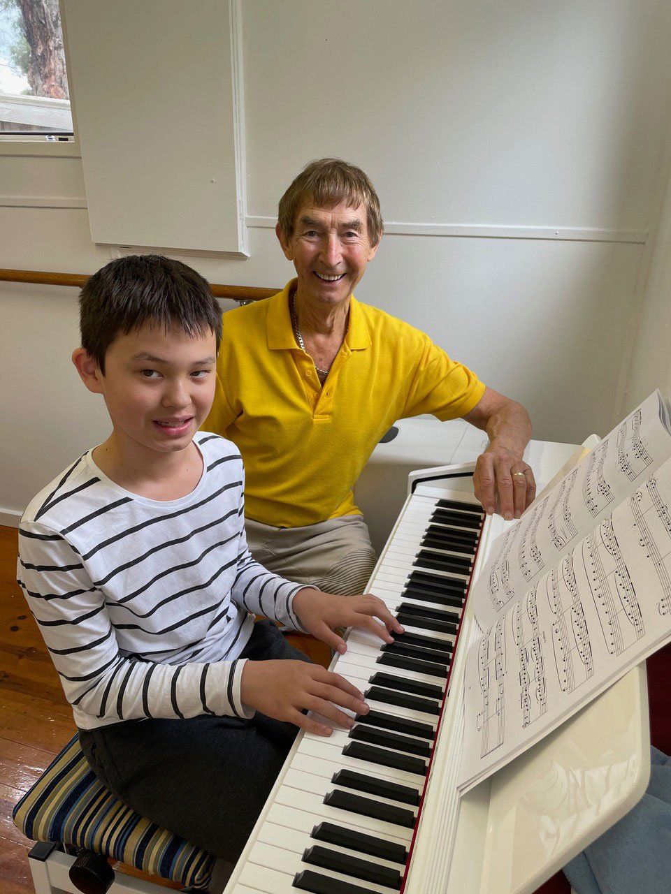 peter & gloria jordan image 02