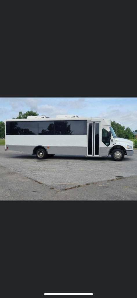 Party bus rental Chicago luxury group transportation Mercedes Sprinter Cadillac Escalade Lincoln Nav