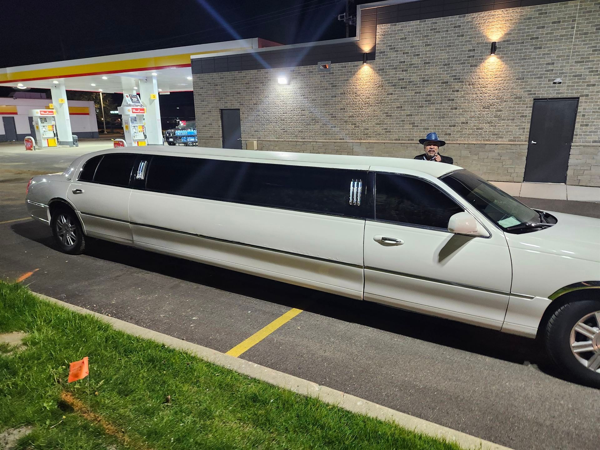 White stretch limo for Chicago wedding transportation - Royal Carriage