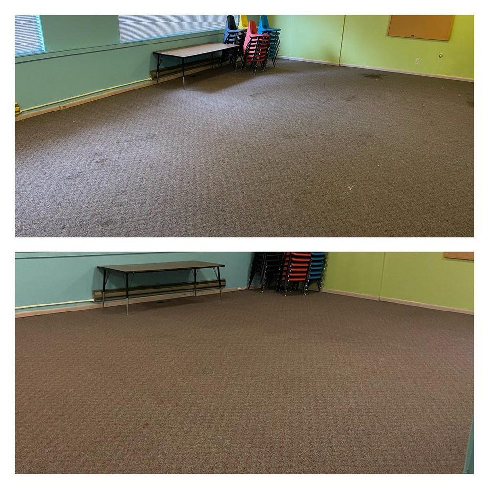 Carpeted room with a bench and stacked chairs, showing before-and-after carpet cleaning.