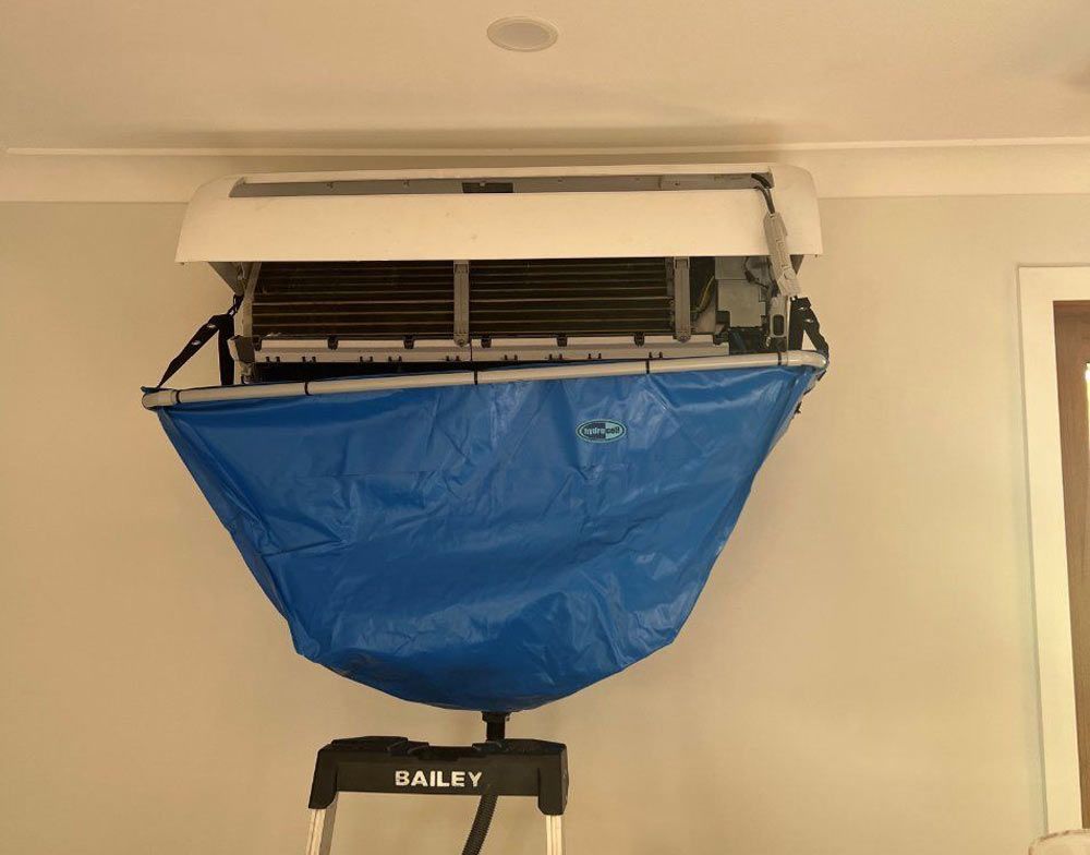 Cleaning An Air Conditioning Unit